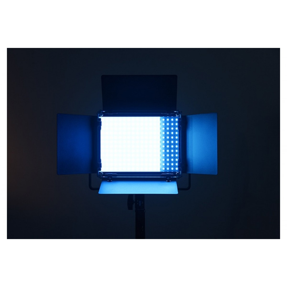 Накамерный свет Professional Video Light RGB-216ARC комплект Сетевой адаптер,пулт и чехол (2500K-8500K, 40W,1200Lux/1m)                                                                                                                                   